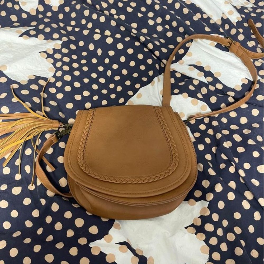 GH Bass & Co. Crossbody Purse